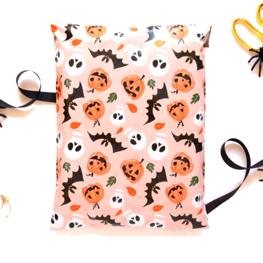10 14.5X19 Poly Mailers Halloween Waterproof